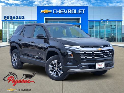 New 2026 Chevrolet Equinox LT w/ Convenience Package II image 1