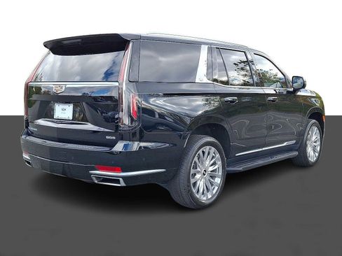 Used 2024 Cadillac Escalade Premium Luxury image 6