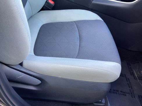 Used 2023 Toyota RAV4 XLE w/ Convenience Package image 20