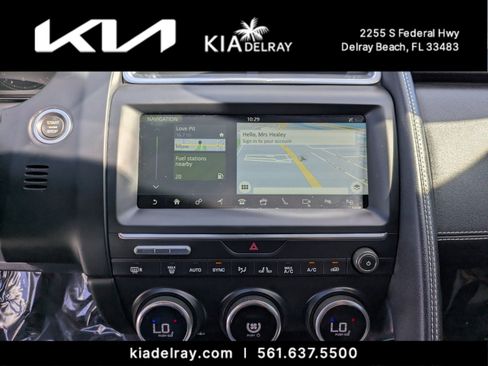 Used 2018 Jaguar E-PACE R-Dynamic SE image 24