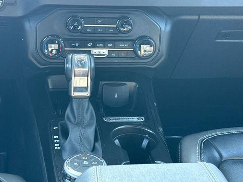Certified 2025 Ford Bronco Outer Banks image 19
