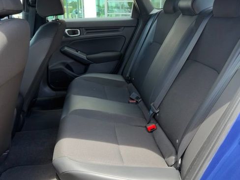Used 2023 Honda Civic Sport image 11
