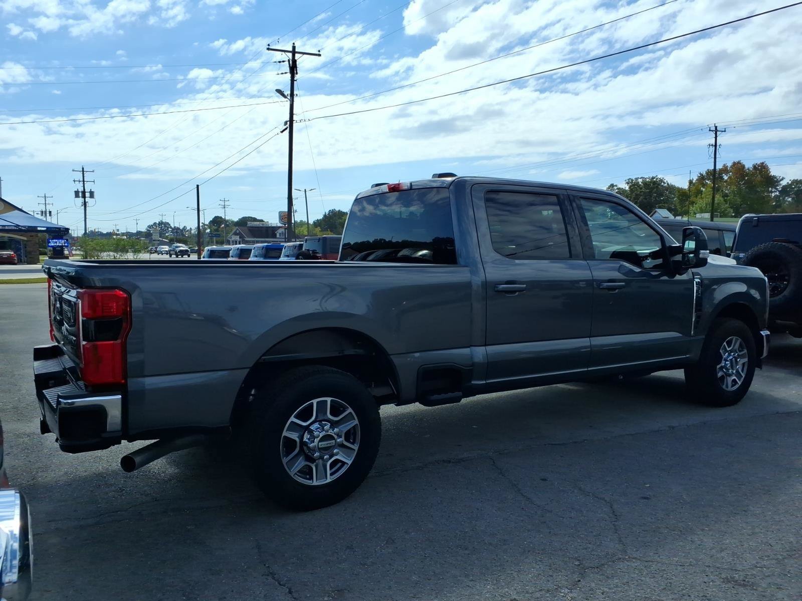 New 2026 Ford F350 Lariat RWD image 4