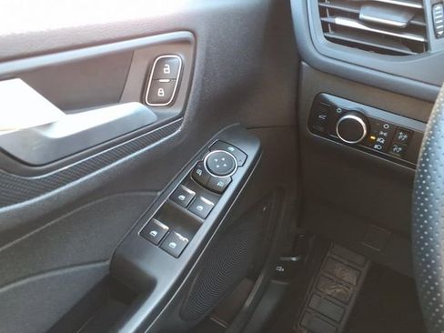 Used 2024 Ford Escape ST-Line w/ Tech Pack #1 image 22