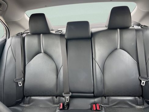 Used 2018 Toyota Camry XSE image 27