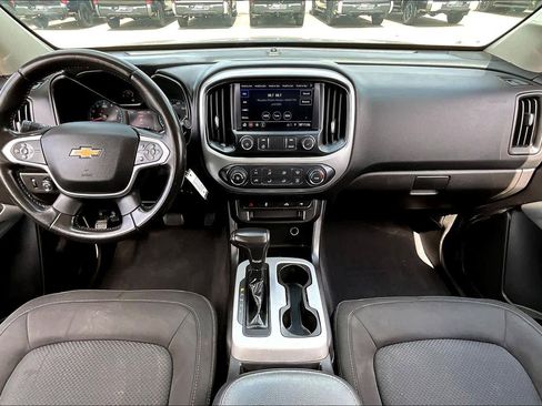 Used 2021 Chevrolet Colorado LT w/ LT Convenience Package image 16