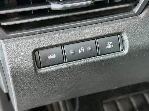 Used 2023 Nissan Altima 2.5 SV FWD image 17
