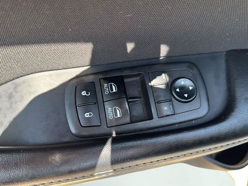 Used 2019 Dodge Challenger SXT RWD image 12