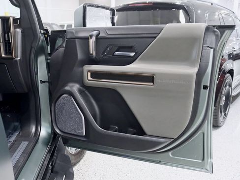 Used 2024 GMC Hummer EV 3X AWD/4WD image 38
