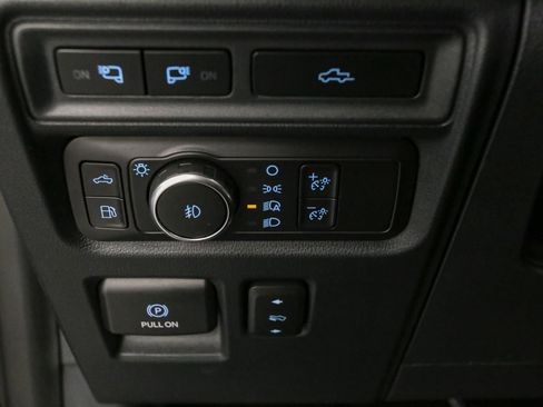 Used 2021 Ford F150 Lariat w/ Max Trailer Tow Package image 41