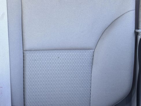 Used 2010 Ford Edge SE image 36