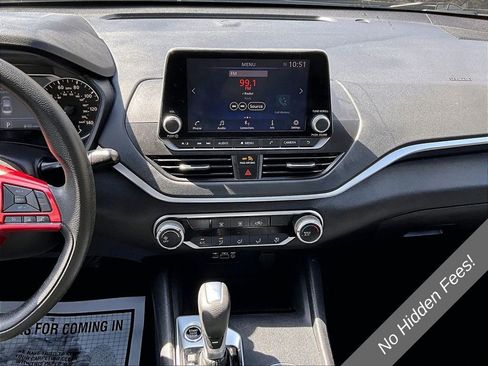 Used 2022 Nissan Altima 2.5 SV FWD image 6
