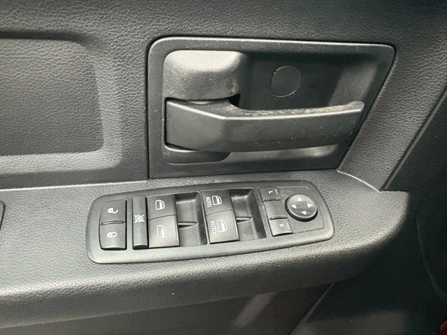 Used 2017 RAM 1500 Express AWD/4WD image 13