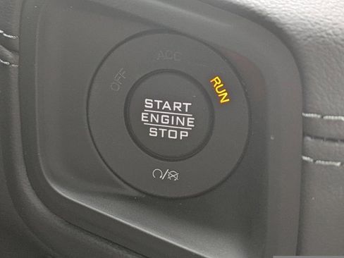 New 2025 Jeep Gladiator Mojave image 24