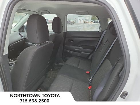 Used 2021 Mitsubishi Outlander Sport ES image 11