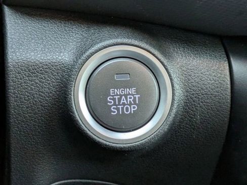 Used 2022 Hyundai Kona SEL image 30