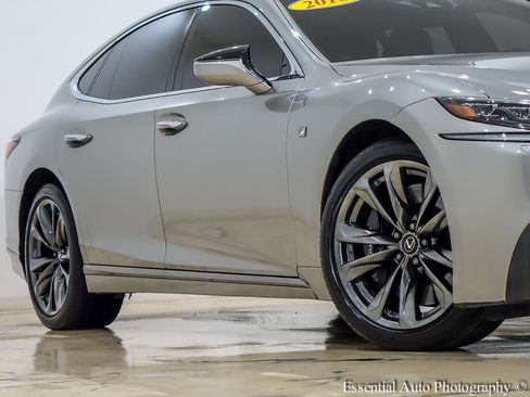 Used 2018 Lexus LS 500 F Sport w/ Accessory Package (Z2) AWD/4WD image 4