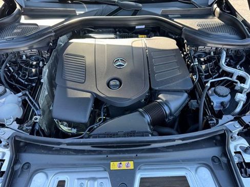 Used 2026 Mercedes-Benz GLC 300 GLC 300 image 10