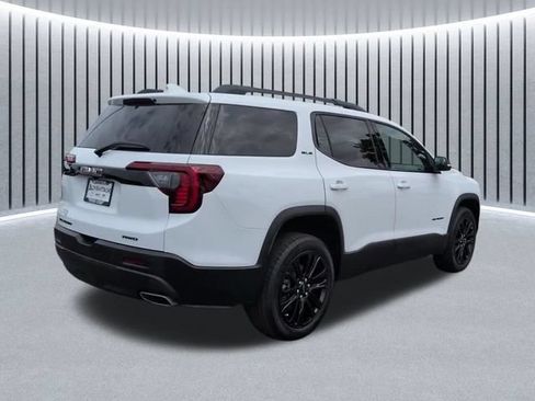 Certified 2023 GMC Acadia SLE w/ Driver Convenience Package AWD/4WD image 3