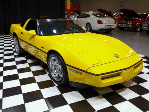 Used 1990 Chevrolet Corvette ZR-1 RWD image 13