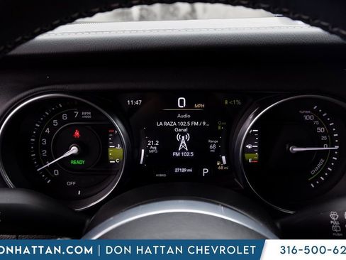 Used 2023 Jeep Wrangler Unlimited Sahara w/ Cold Weather Group AWD/4WD image 6