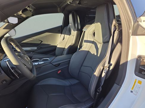 New 2026 Chevrolet Corvette Stingray Coupe w/ 1LT image 17