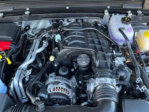 New 2025 Jeep Wrangler Unlimited Rubicon image 27