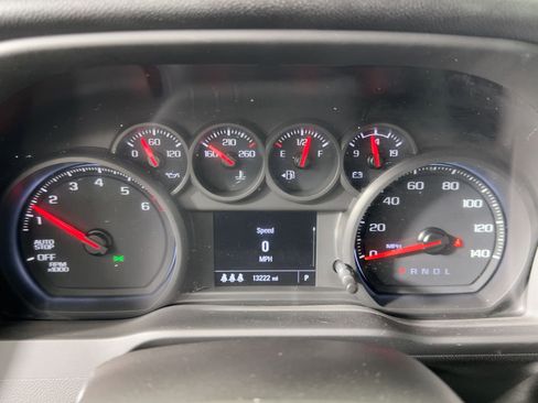 Used 2024 Chevrolet Silverado 1500 Custom image 16