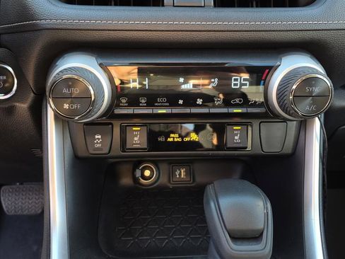 Used 2023 Toyota RAV4 XLE w/ Convenience Package image 26