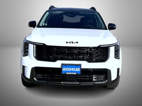 Used 2025 Kia Sorento SX AWD/4WD image 2