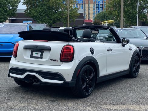Used 2024 MINI Cooper S FWD image 3