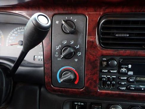 Used 2000 Dodge Durango 4WD image 18