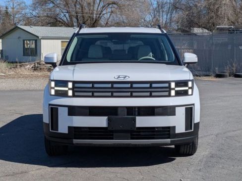 Used 2024 Hyundai Santa Fe SEL AWD/4WD image 2