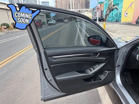 Used 2019 Honda Accord Sport image 8