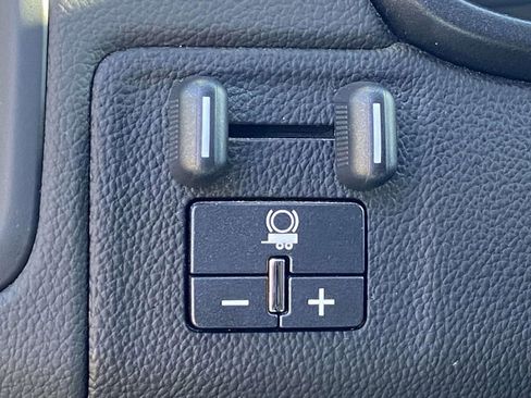 Used 2019 Chevrolet Colorado ZR2 image 26