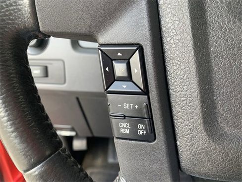 Used 2011 Ford F150 XLT w/ XLT Convenience Pkg image 29