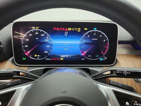 Used 2024 Mercedes-Benz C 300 Sedan image 9