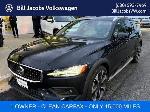 Used 2024 Volvo V60 B5 Cross Country Ultimate w/ Protection Package Premier AWD/4WD image 1