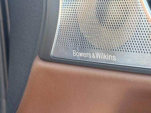 Used 2018 Volvo S90 T6 Inscription w/ Convenience Package image 42