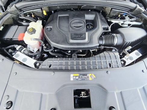 Certified 2022 Jeep Grand Cherokee Trailhawk image 18