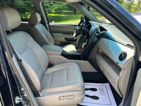 Used 2011 Honda Pilot EX-L image 16