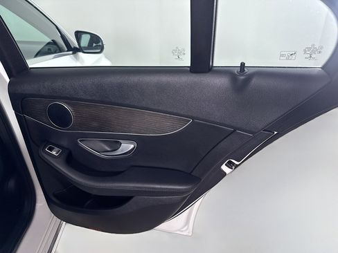 Used 2019 Mercedes-Benz C 300 4MATIC Sedan image 28