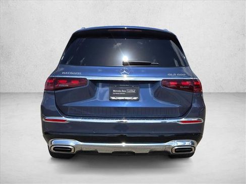 Certified 2024 Mercedes-Benz Maybach GLS 600 4MATIC image 5