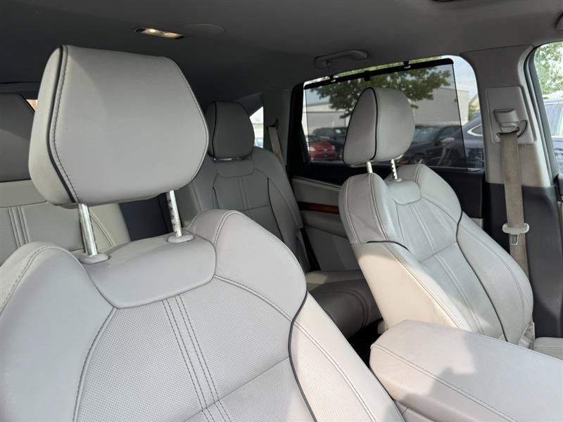 Used 2017 Acura MDX w/ Advance Package AWD/4WD image 17