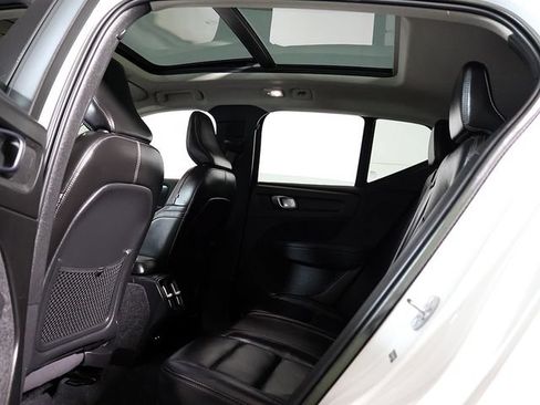 Used 2023 Volvo XC40 B5 Plus w/ Protection Package Premier AWD/4WD image 14