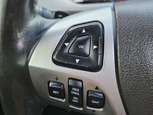 Used 2017 Ford Taurus SHO w/ Driver Assist Package image 24