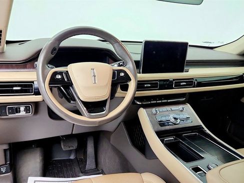 Used 2022 Lincoln Aviator Reserve w/ Equipment Group 201A RWD image 13