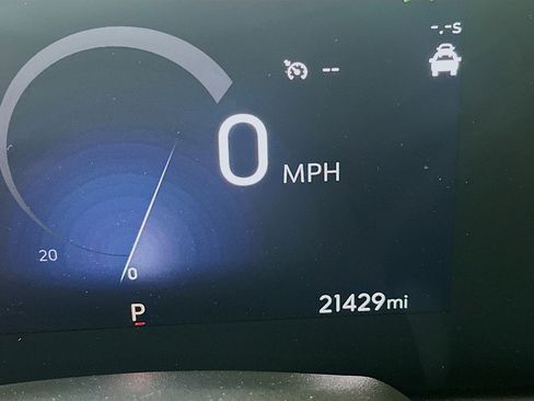 Used 2025 Buick Envista Sport Touring image 18