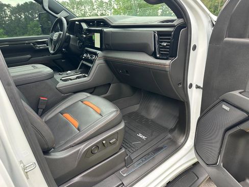 Used 2024 GMC Sierra 2500 AT4 w/ AT4 Premium Plus Package AWD/4WD image 31
