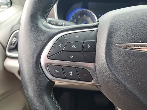 Used 2020 Chrysler Voyager LX w/ Cold Weather Group image 31